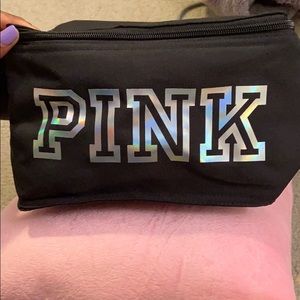 PINK holographic lunch box🦄😍